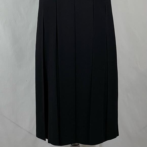 CAbi Black Detached Pleated Office To Date Night Neutral Dress NWOT Size 8 - Picture 4 of 11